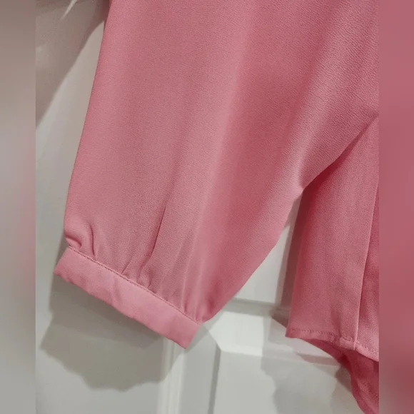 Chic Pink Lace Detail Blouse - Picture 5 of 10